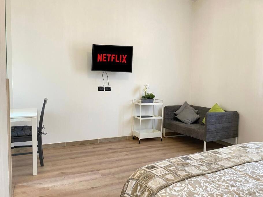 Memory Suite Con Wifi/Netflix 博洛尼亚 外观 照片